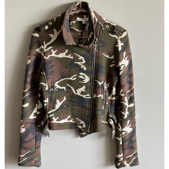 Alexis Women Long Sleeve Zip Front Closure Zipper Front Pocket Jacket Camouflage - Picture 1 of 15